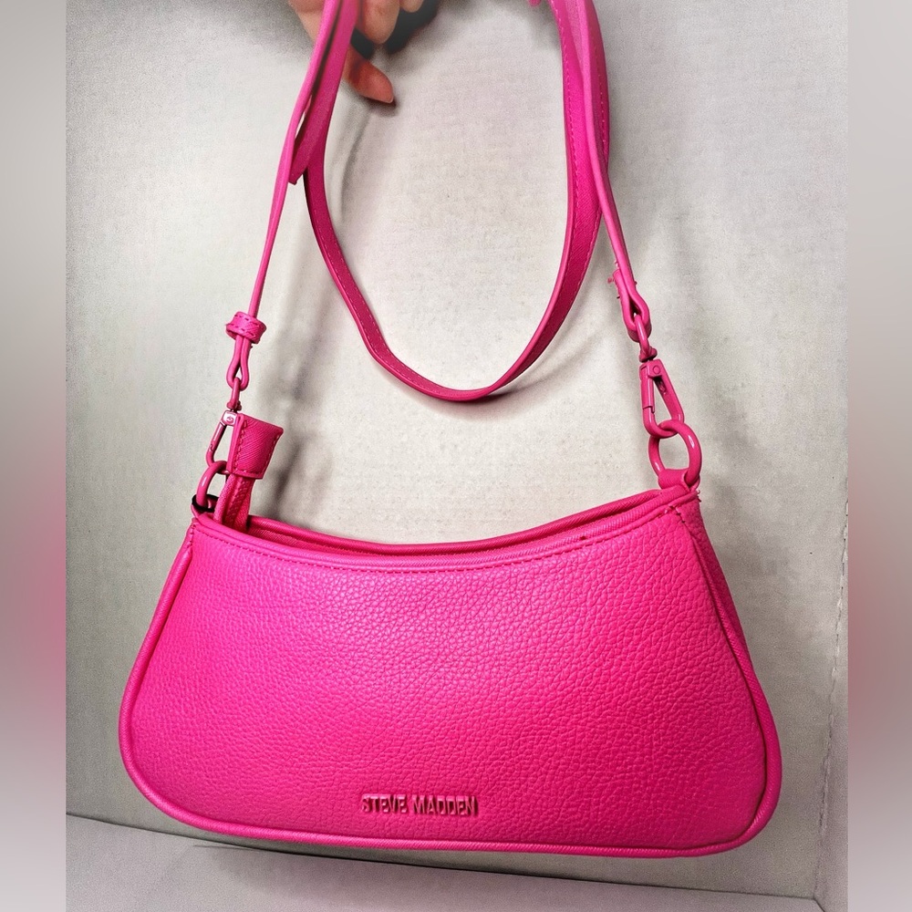 STEVE MADDEN Bright Pink Bagata Crossbody Purse